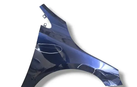 Volvo V40 Fender