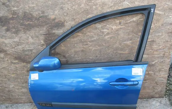 Renault Megane II Front door