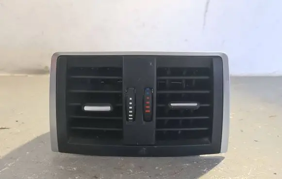 BMW 3 F30 F35 F31 Rear air vent grill 933367502