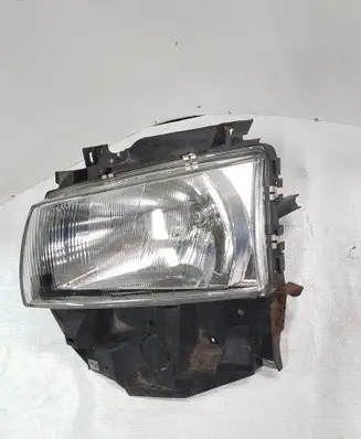 Volkswagen Transporter - Caravelle T4 Headlight/headlamp 205542