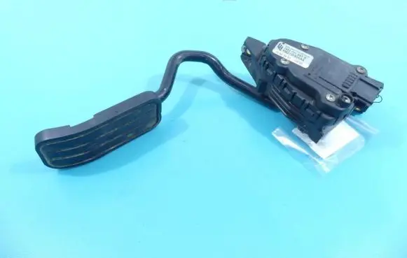 Volkswagen Sharan Accelerator throttle pedal 7M3721603B IMPRK1171445