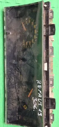 Renault 19 Speedometer (instrument cluster) 8557109