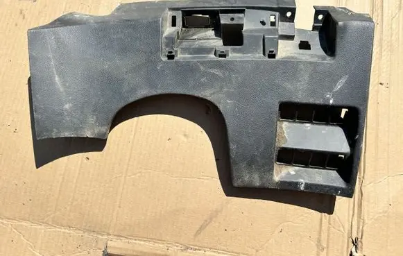 Nissan X-Trail T32 Steering wheel column trim 681064CC0A