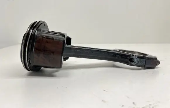Mercedes-Benz CLA C117 X117 W117 Piston A6510301117