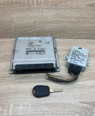 BMW 5 E39 Engine ECU kit and lock set 7785116 4100187
