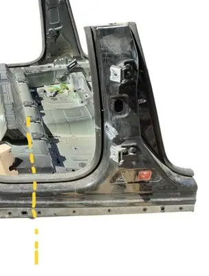 Citroen DS5 Pillar (middle) 