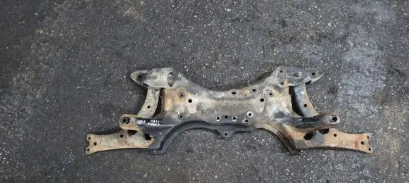 Toyota Corolla Verso E121 Front subframe