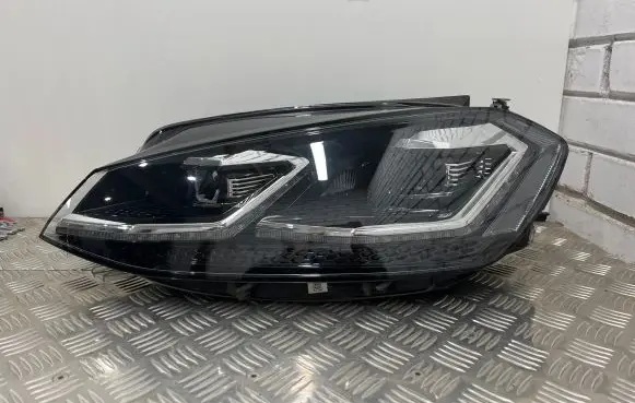 Volkswagen Golf VII Headlight/headlamp 5G1941035C