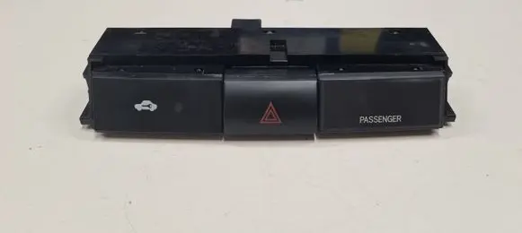 Toyota Corolla Verso AR10 Hazard light switch R153965 9663G69