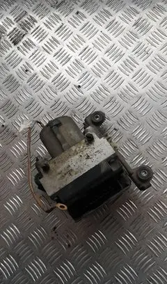Audi A4 S4 B5 8D ABS Pump 8d0814111f