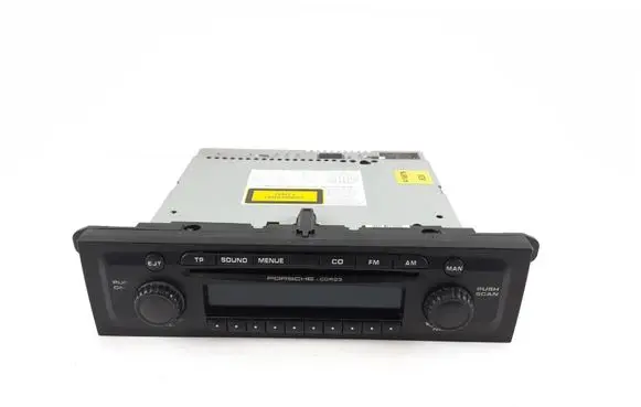 Porsche Cayenne (9PA) Radio/CD/DVD/GPS head unit 7L5035186D 7L5035186 0331621
