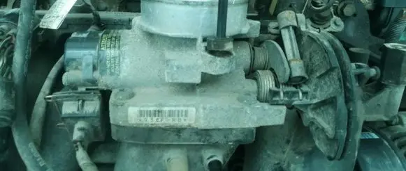 Ford Mondeo MK I Throttle valve 938frb