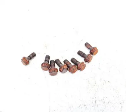 Toyota Avensis T250 Nuts/bolts 