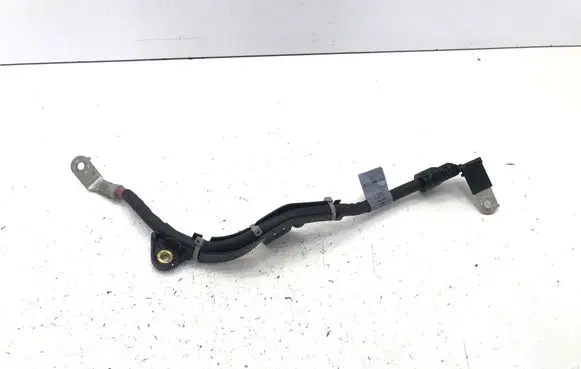 Mercedes-Benz GLA H247 Positive cable (battery) A1775402558