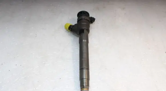 Fuel injector