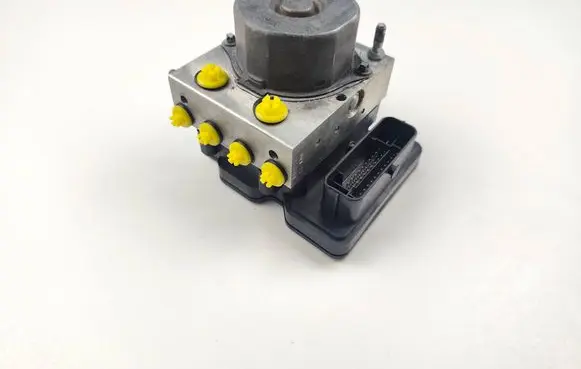 Suzuki Swift II ABS Pump 5611068LA0 269520 0265242255