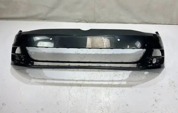 Volkswagen Golf VII Front bumper