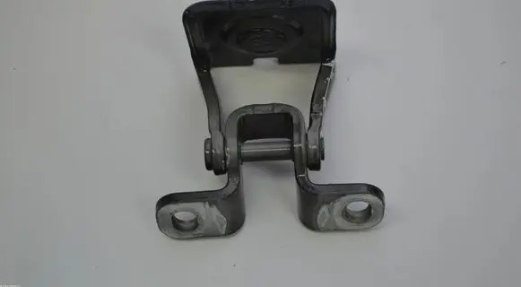 Nissan Almera N16 Tailgate/trunk/boot hinge 