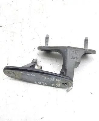 Mercedes-Benz C W204 Front door upper hinge