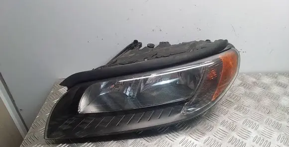 Volvo S80 Headlight/headlamp
