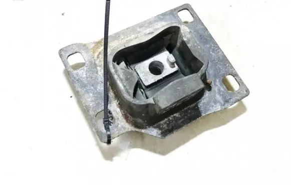 Ford Focus Engine mount bracket 98ab7m121ak 98ab-7m121-ak