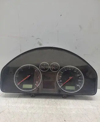 Speedometer (instrument cluster)