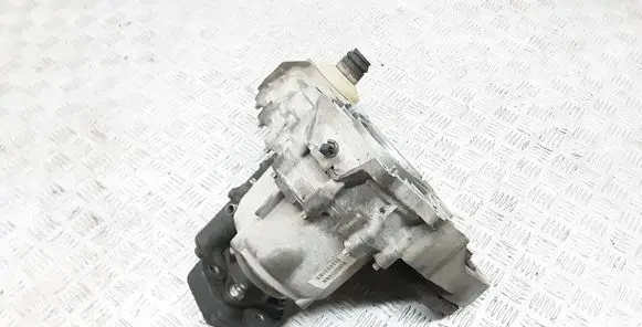 BMW X5 E70 Gearbox transfer box case 7574777 7114625 60720R