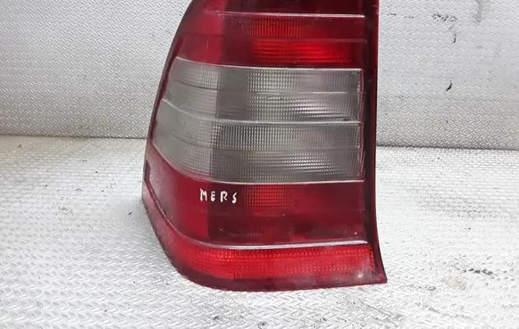 Mercedes-Benz C W202 Rear/tail lights 2028202764