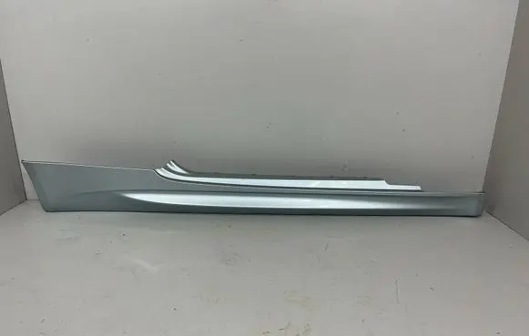 BMW M3 e92 Sill 7899844