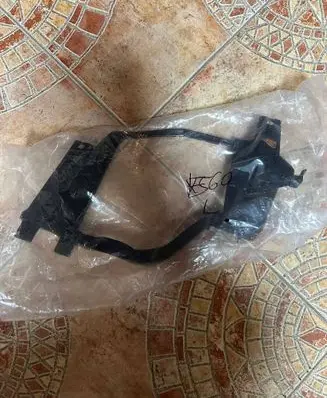 BMW 5 E60 E61 Headlight/headlamp mounting bracket 63126936089