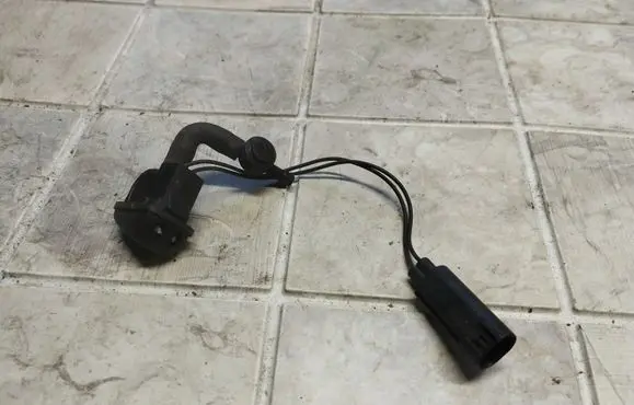 BMW 3 E90 E91 Windshield washer spray nozzle 836538503