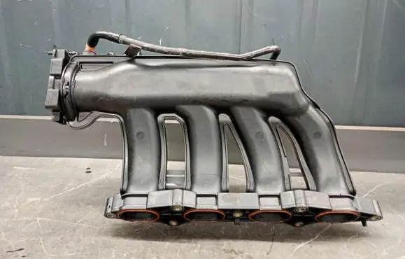 Mercedes-Benz C W203 Intake manifold A2711401101
