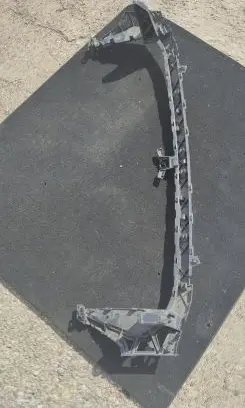 Mercedes-Benz GLE W167 Front bumper mounting bracket A1678856303