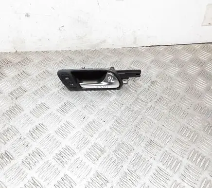 Volkswagen Jetta V Front door interior handle 1K2837114