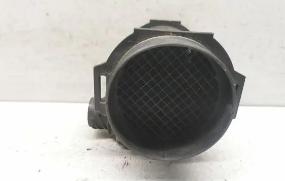 BMW 5 E39 Mass air flow meter 15324214