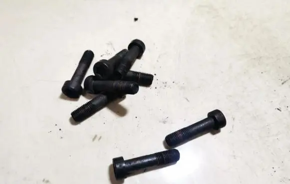 Toyota RAV 4 (XA30) Nuts/bolts 