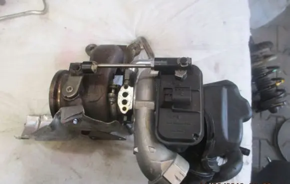 Audi A3 S3 8P Turbo 04F145715