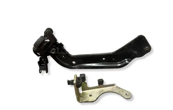 Chrysler Voyager Sliding door lower roller guide/hinge R30CAD1