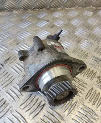 Toyota Land Cruiser (J100) Vacuum pump 2930017030