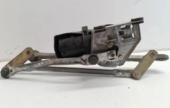 Renault Scenic I Front wiper linkage and motor 8200106711 3397020563