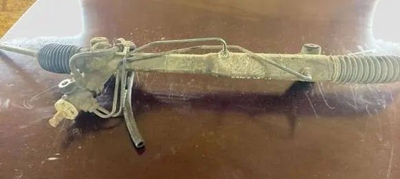 Suzuki Grand Vitara II Steering rack 5Y04222
