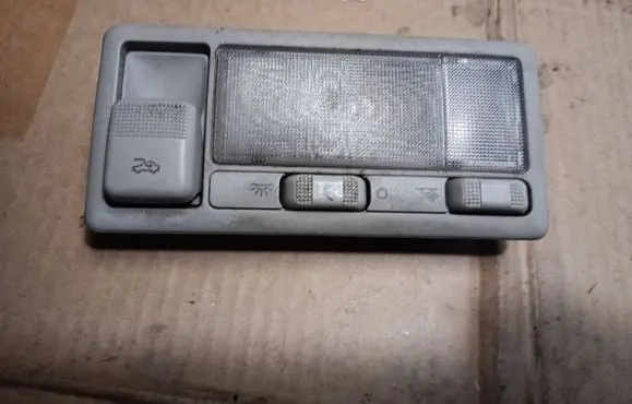 Volkswagen Golf III Electric window control switch 1H0959855