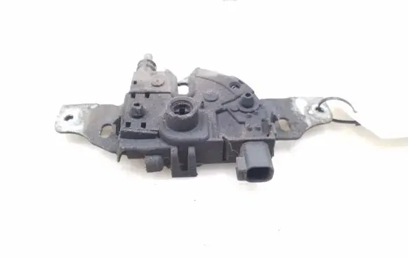 Engine bonnet (hood) release handle