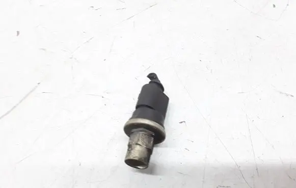 Volkswagen Multivan T5 Air conditioning (A/C) pressure sensor 1J0973703