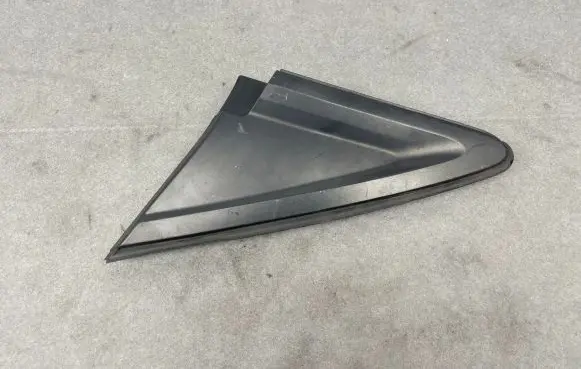 Honda Insight Fender end trim 75495TM8 75495TM8A010