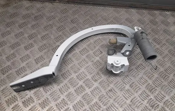 Audi A5 Tailgate/trunk/boot hinge