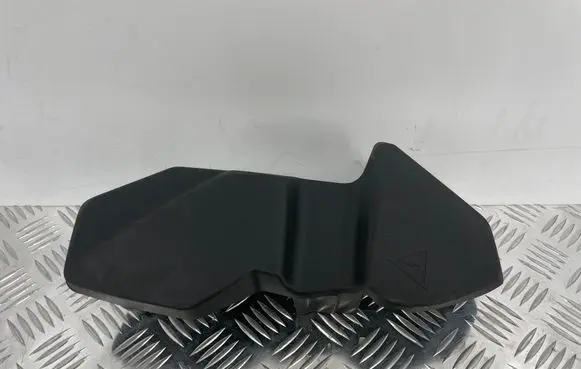 BMW 3 G20 G21 Fuse box cover 8599279 1290 58650910