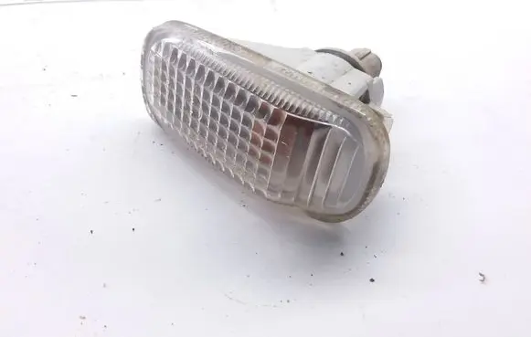 Honda Civic Front fender indicator light 6R016528 6R016527