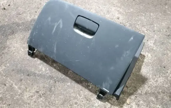 Buick Encore GX I Glove box set BHC18712