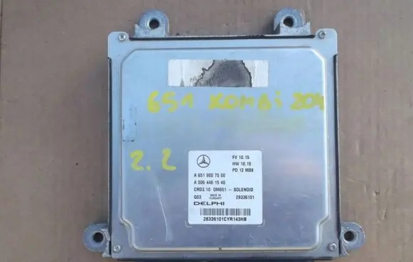 Mercedes-Benz E W212 Engine control unit/module A6519007500 A0064461540